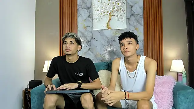 Snapshot of YOUNG_BOYS_HELL chatting on 02.24.26 YOUNG BOYS HELL online show from 02.24.26