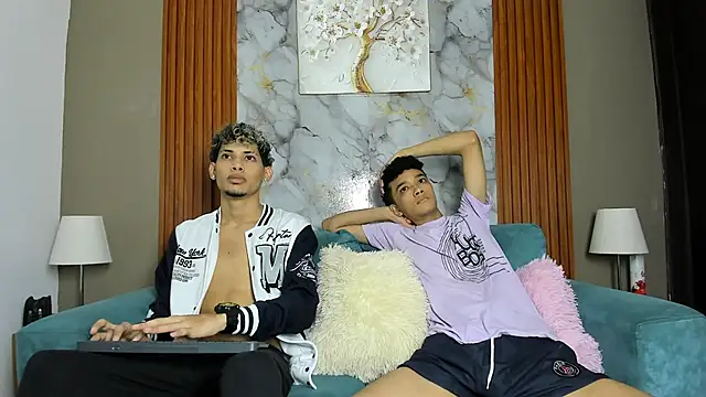 Snapshot of YOUNG_BOYS_HELL chatting on 03.05.26 YOUNG BOYS HELL online show from 03.05.26