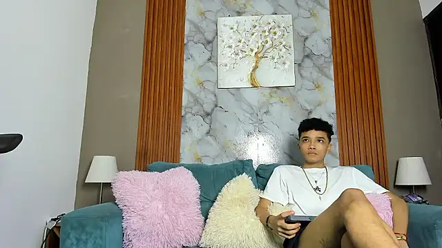 Snapshot of YOUNG_BOYS_HELL chatting on 03.15.26 YOUNG BOYS HELL online show from 03.15.26