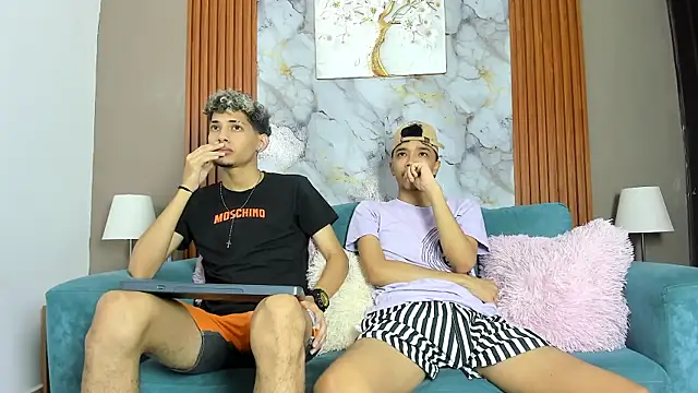 Snapshot of YOUNG_BOYS_HELL chatting on 03.21.26 YOUNG BOYS HELL online show from 03.21.26