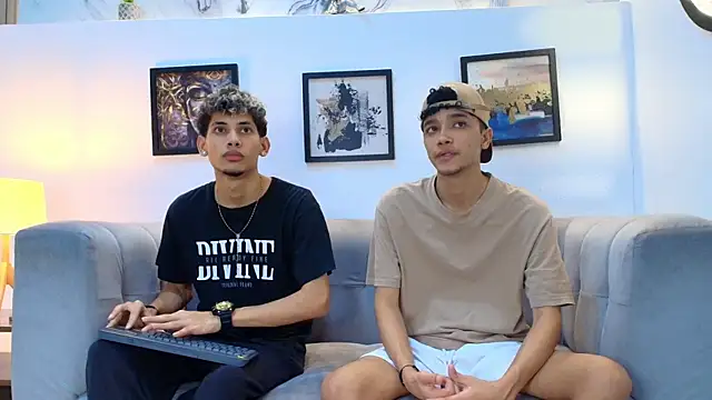 Snapshot of YOUNG_BOYS_HELL chatting on 04.06.26 YOUNG BOYS HELL online show from 04.06.26