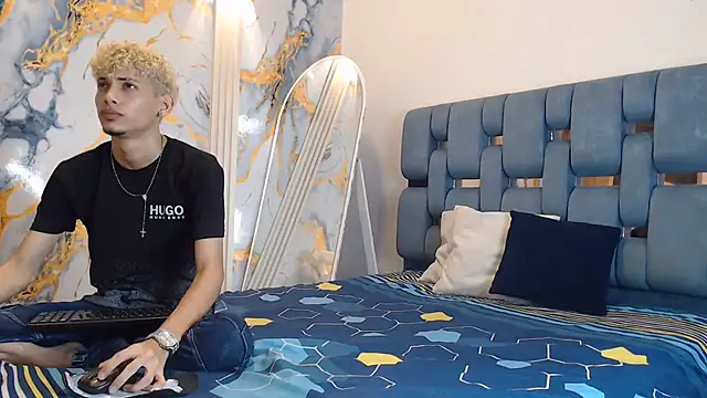 YOUNG BOYS HELL online show from 05.20.26