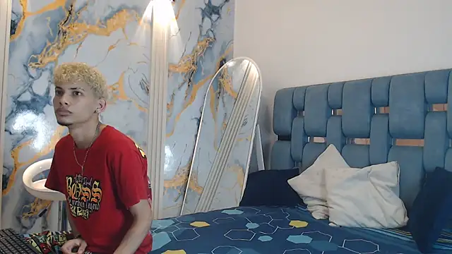 YOUNG BOYS HELL online show from 05.26.26