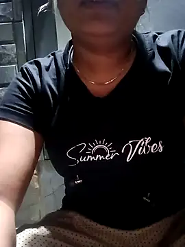 taniya0 online show from 03.10.26