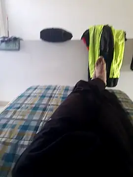 Snapshot of isuru_lakshan chatting on 03.02.26 isuru lakshan online show from 03.02.26