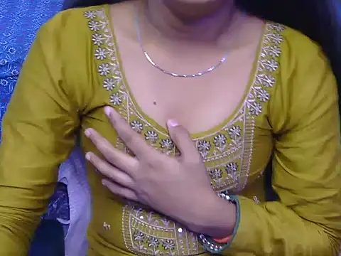 Snapshot of its-taniya chatting on 06.07.26 its-taniya online show from 06.07.26