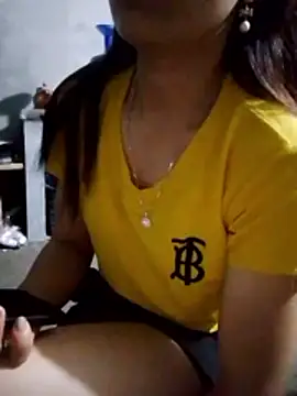 Snapshot of Thobaby112 chatting on 04.15.26 Thobaby112 online show from 04.15.26