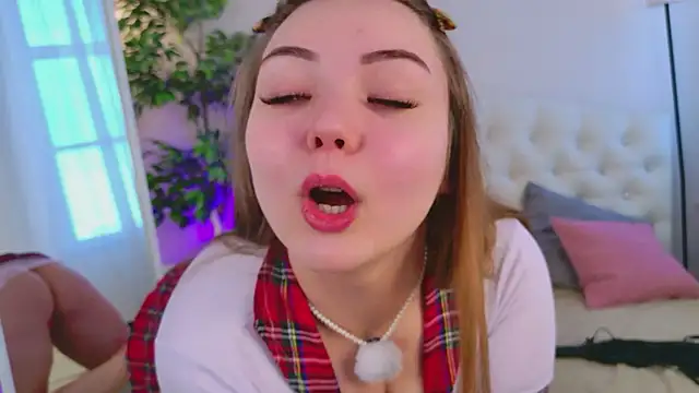 ur blythe doll online show from 04.22.26