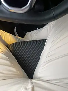 BlondeDutchXItaliano online show from 02.24.26