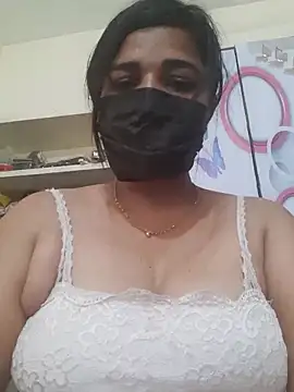 Snapshot of Tamil_Luckly_girl chatting on 03.28.26 Tamil Luckly girl online show from 03.28.26