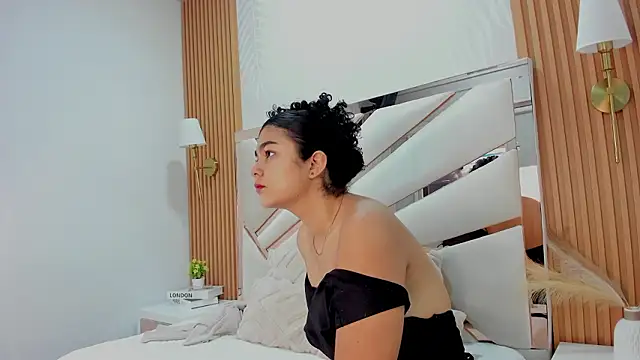 Snapshot of _Curly_Beauty chatting on 02.23.26 Curly Beauty online show from 02.23.26