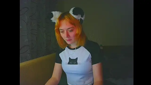 Snapshot of Little_fox404 chatting on 02.14.26 Little fox404 online show from 02.14.26