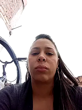 kiki milu online show from 04.07.26