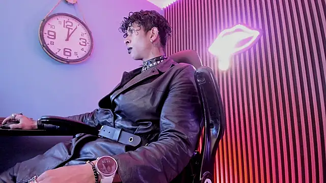 Snapshot of Maximoking26 chatting on 02.19.26 Maximoking26 online show from 02.19.26