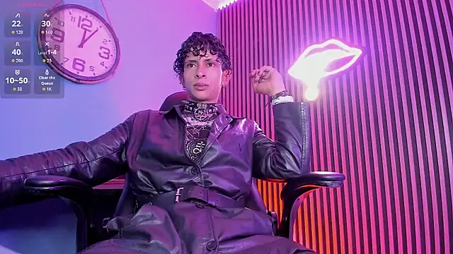 Snapshot of Maximoking26 chatting on 03.11.26 Maximoking26 online show from 03.11.26