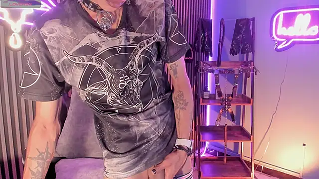 Snapshot of Maximoking26 chatting on 03.18.26 Maximoking26 online show from 03.18.26