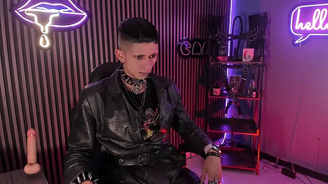 Snapshot of Maximoking26 chatting on 04.08.26 Maximoking26 online show from 04.08.26