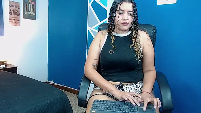 Snapshot of goodgirlxxl chatting on 02.23.26 goodgirlxxl online show from 02.23.26