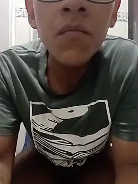 Snapshot of Rebexperience chatting on 02.19.26 Rebexperience online show from 02.19.26