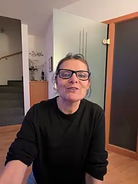 Dance Lady online show from 03.20.26