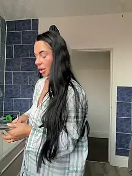 Snapshot of Darkfantisyx chatting on 03.27.26 Darkfantisyx online show from 03.27.26