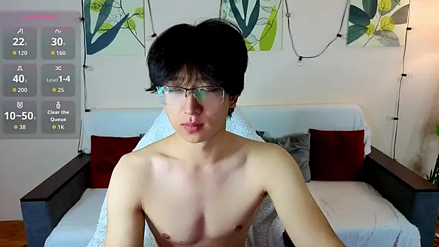 Snapshot of DianInav chatting on 04.05.26 DianInav online show from 04.05.26