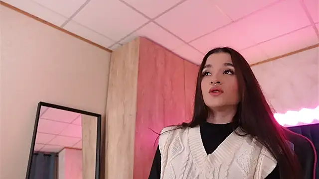 Snapshot of LucyDeLuca chatting on 03.02.26 LucyDeLuca online show from 03.02.26