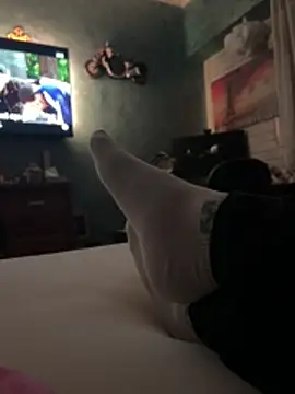 Snapshot of GirlSoftToes chatting on 02.22.26 GirlSoftToes online show from 02.22.26