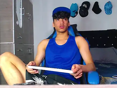 Lyam Russo online show from 03.05.26