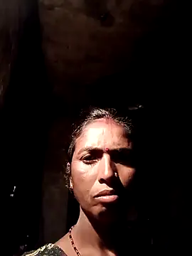 Snapshot of Hot_re83 chatting on 02.22.26 Hot re83 online show from 02.22.26