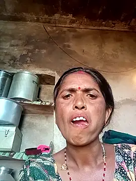 Snapshot of Hot_re83 chatting on 02.25.26 Hot re83 online show from 02.25.26