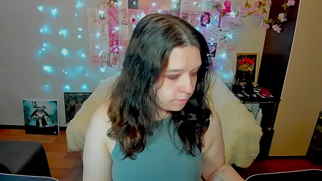 Snapshot of Kate_Acid chatting on 05.25.26 Kate Acid online show from 05.25.26