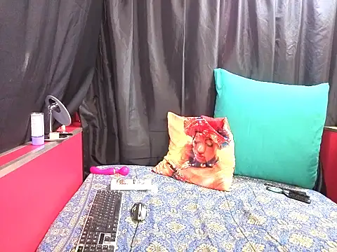 Snapshot of indiansexkitten23 chatting on 05.30.26 indiansexkitten23 online show from 05.30.26