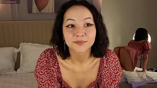 Snapshot of SweetElya chatting on 02.18.26 SweetElya online show from 02.18.26