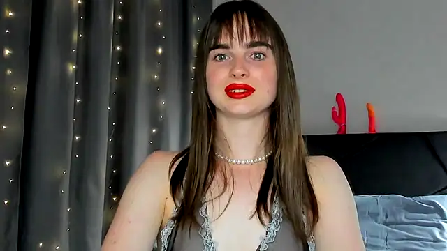 megann fox2 online show from 06.15.26