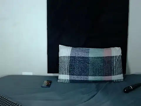 Snapshot of Loyal_Sashaa chatting on 03.08.26 Loyal Sashaa online show from 03.08.26