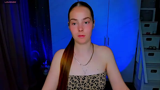 Snapshot of Maddy_Wood_ chatting on 06.15.26 Maddy Wood online show from 06.15.26