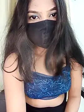 Snapshot of Cutie_babes01 chatting on 03.06.26 Cutie babes01 online show from 03.06.26