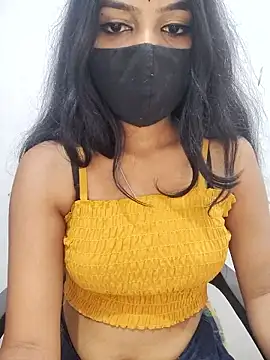 Snapshot of Cutie_babes01 chatting on 04.07.26 Cutie babes01 online show from 04.07.26