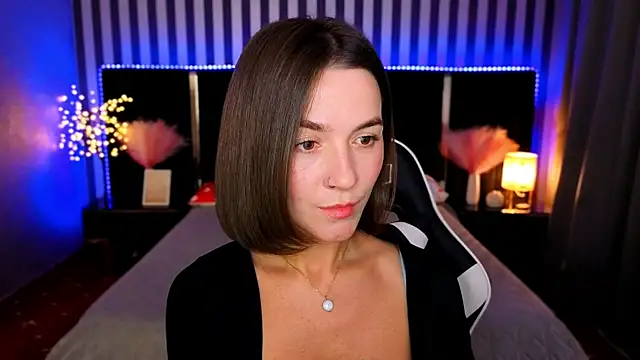 Snapshot of GracefulMichelle chatting on 04.23.26 GracefulMichelle online show from 04.23.26