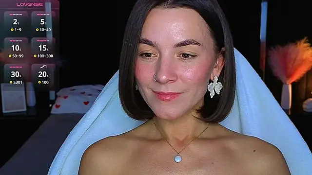 Snapshot of GracefulMichelle chatting on 04.29.26 GracefulMichelle online show from 04.29.26