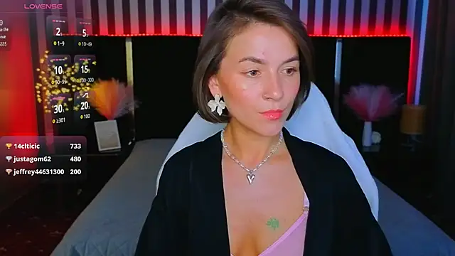 Snapshot of GracefulMichelle chatting on 05.25.26 GracefulMichelle online show from 05.25.26
