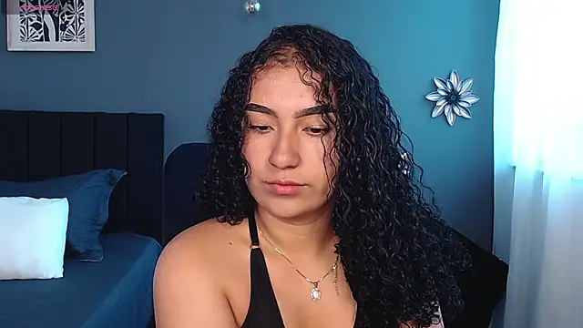 Sofia-bloom online show from 02.25.26