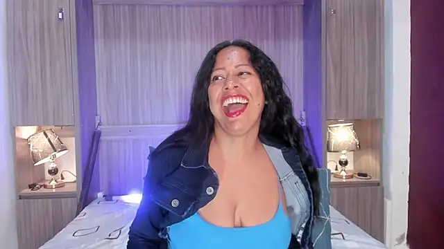 AllieBennet online show from 04.13.26