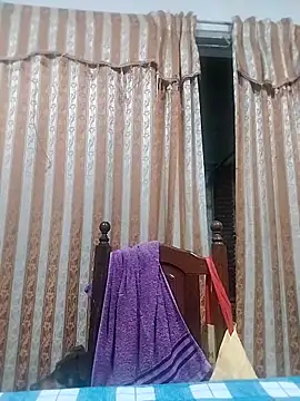 Lucia queen online show from 03.17.26