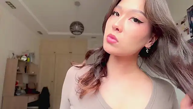 HannaOreo online show from 04.13.26