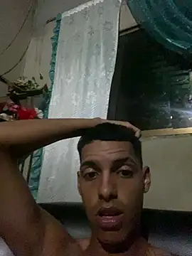 Alee 2005 online show from 02.19.26