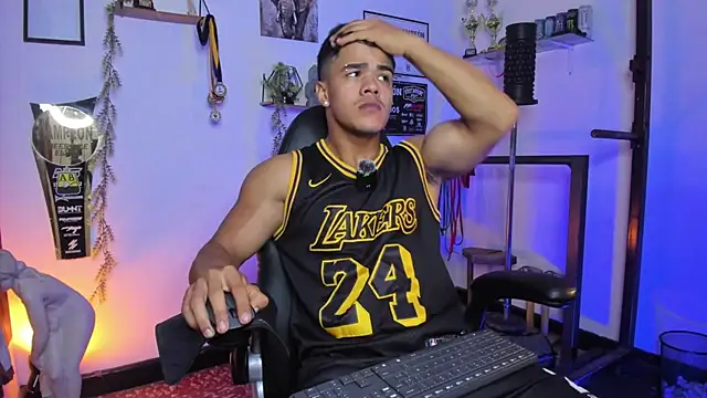 Rob zaens33 online show from 04.14.26