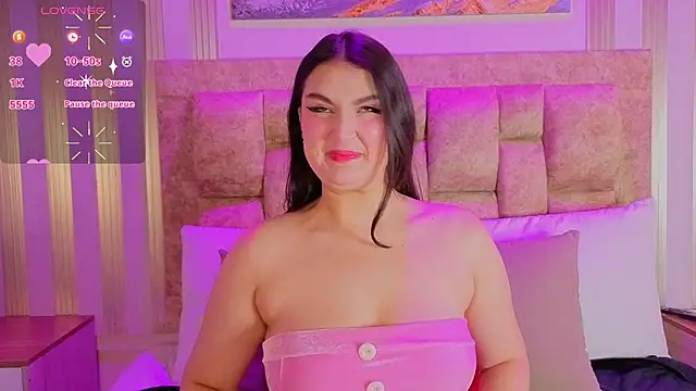 Snapshot of zoe_moon__ chatting on 03.28.26 zoe moon online show from 03.28.26