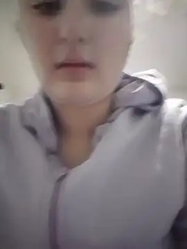 Snapshot of zoe_moon__ chatting on 03.29.26 zoe moon online show from 03.29.26